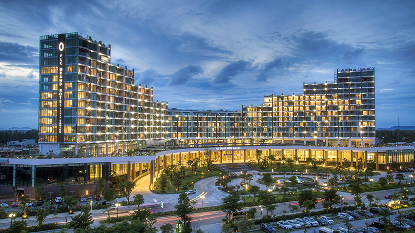 Khách sạn FLC Luxury Hotel Sầm Sơn Thanh Hoá 5 sao có gì, địa chỉ ở đâu?