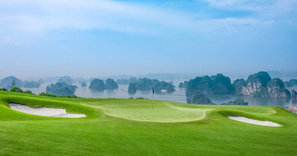 Combo-2n1d-flc-ha-long-san-golf1