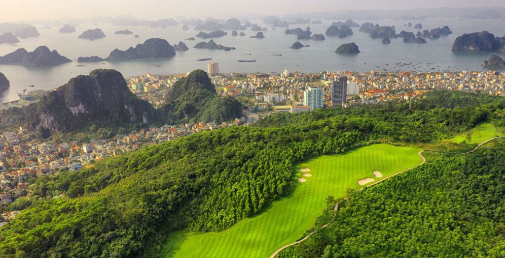 Combo-2n1d-flc-ha-long-san-golf4