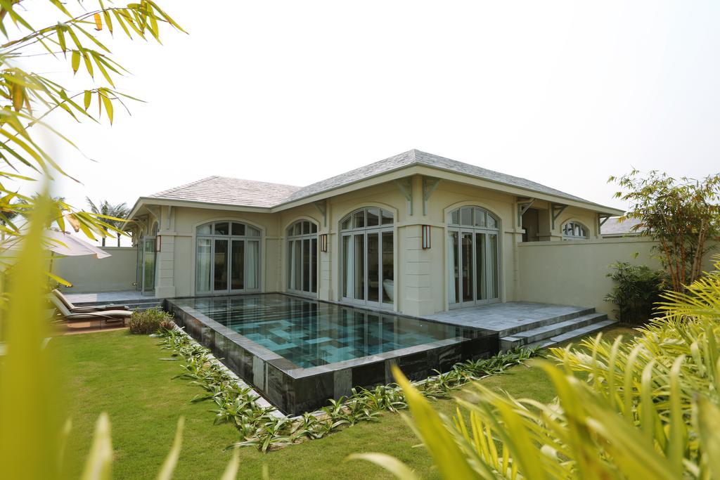 pool-villa-flc-sam-son